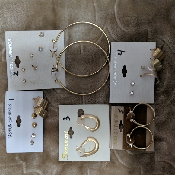 Costume earrings - Picture 2 of 7